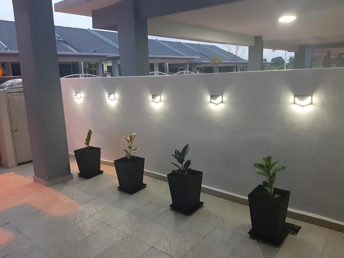 Homestay Armand Sungai Udang Melaka Bagian luar foto