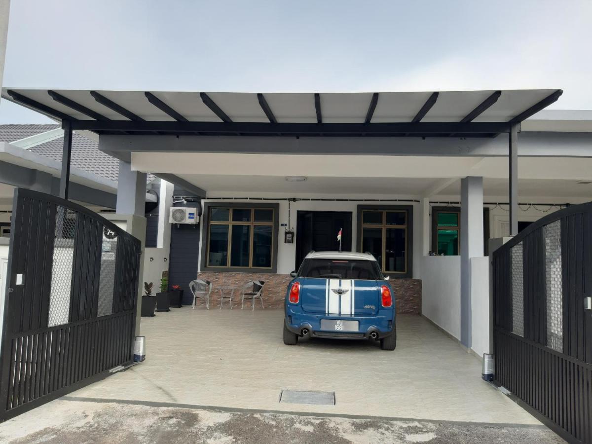 Homestay Armand Sungai Udang Melaka Bagian luar foto