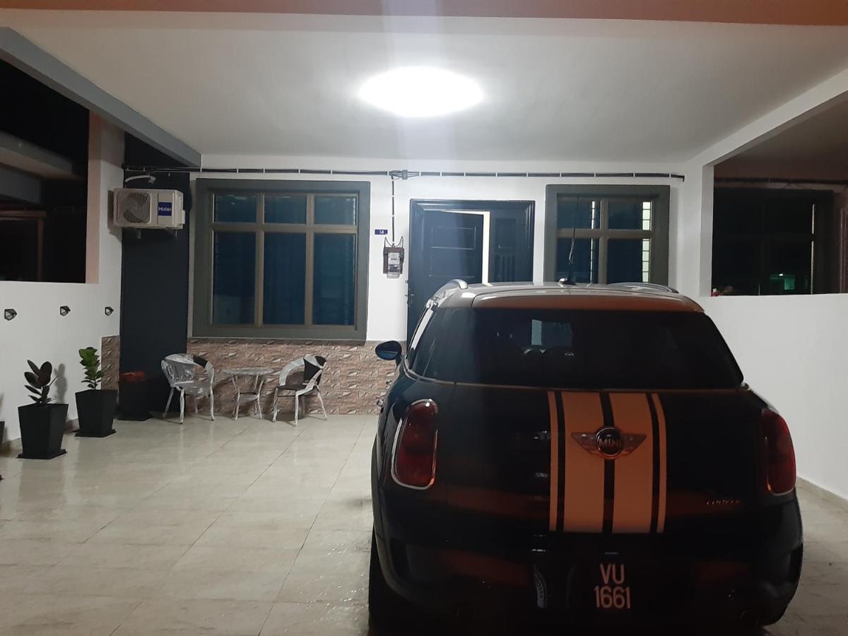 Homestay Armand Sungai Udang Melaka Bagian luar foto