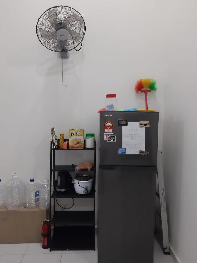 Homestay Armand Sungai Udang Melaka Bagian luar foto