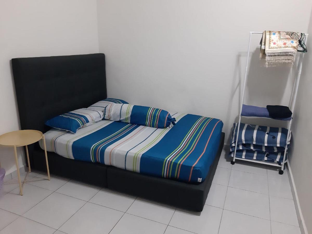 Homestay Armand Sungai Udang Melaka Bagian luar foto